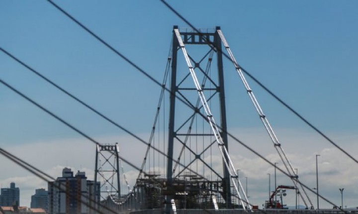 Pontes com aço da Hercílio Luz começam a ser entregues em janeiro