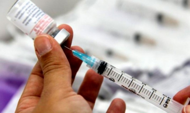 Santa Catarina recebe 27 mil doses da vacina pentavalente