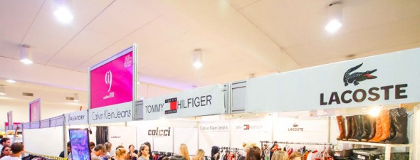  SC Fashion Outlet reúne marcas famosas com 70 % de desconto