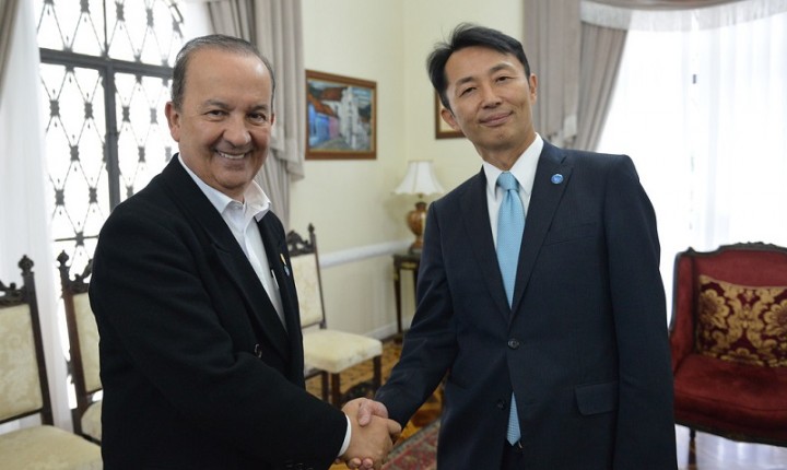 Em reunião com o embaixador do Japão, Governo de SC solicita a retomada das importações de carne de frango