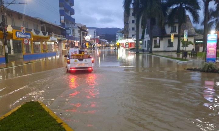 Mais dois municípios de SC decretam emergência por conta das chuvas