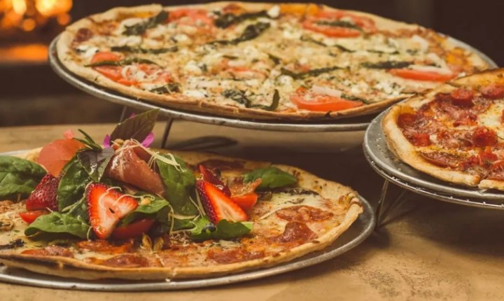 Chef apresenta pizzas exóticas para brasileiros 