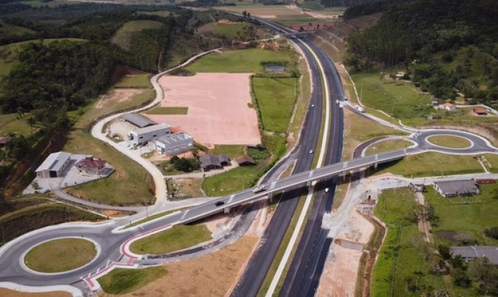 SC inaugura maior obra terrestre da América Latina