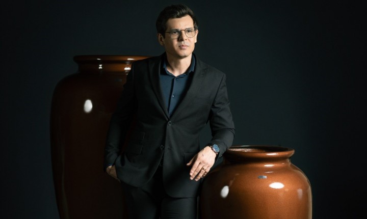 Erivelto Fonseca celebra 15 anos da Vaso&Cor