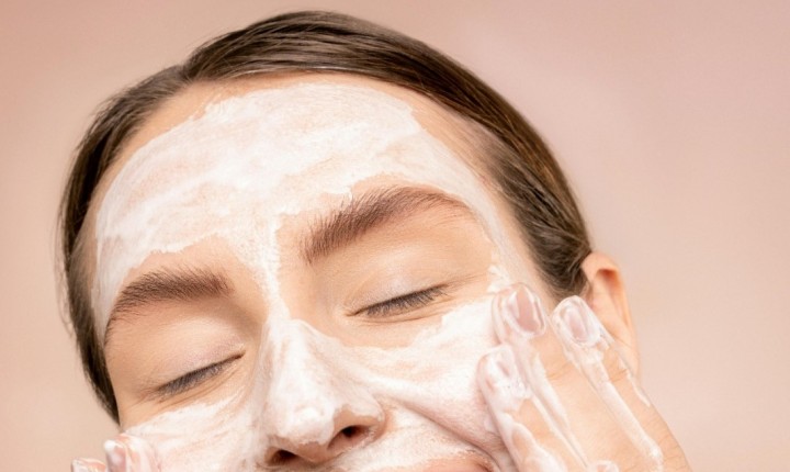 Confira a rotina perfeita de skincare 