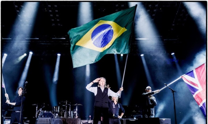 Turistas aquecem economia catarinense durante show