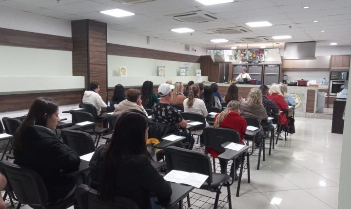 Cursos de gastronomia acontecem neste mês