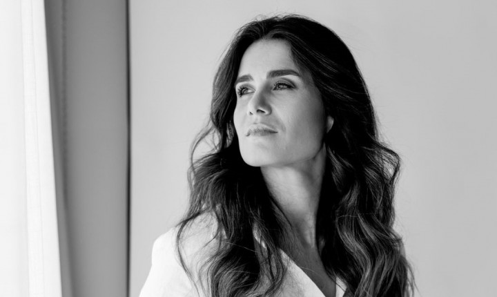 A arte que faz sentir: Como a criatividade de Marcela Schmidt transforma a dor em luz