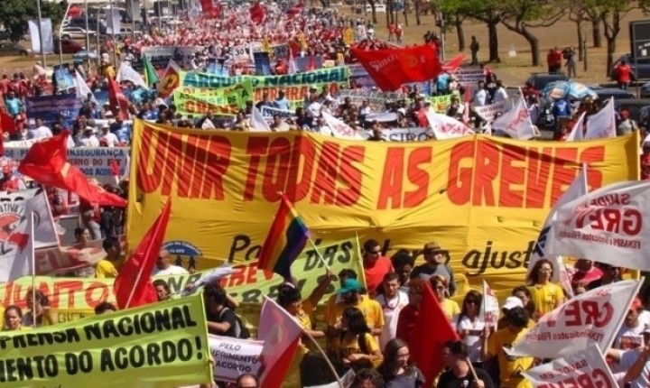 Faltas podem resultar em demissão de servidores 