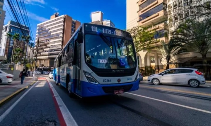 Paralisação dos ônibus chega ao fim e serviço volta de forma gradual