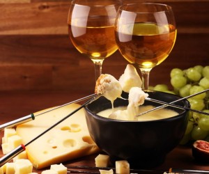 Aprenda harmonizar fondues, massas e carnes com vinhos