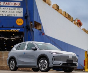 Indústria chinesa exporta carros novos como usados