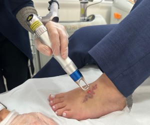 Beleza minimalista redefine autoexpressão