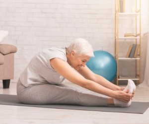 6 alongamentos que ativam corpo e mente