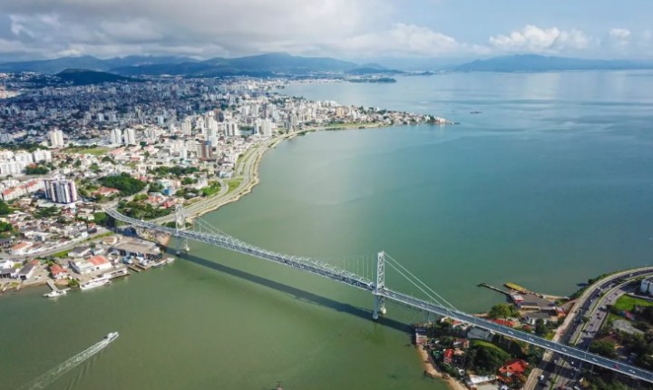 Vozes femininas ganham espaço em Florianópolis