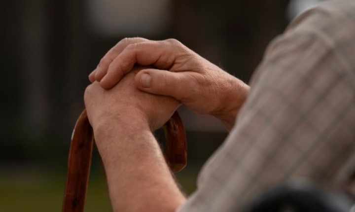 Isolamento afeta saúde mental e física de idosos