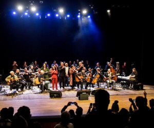 Solidariedade em forma de canção