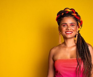 Natacha Kamila leva o “Manga” ao centro de Floripa