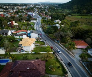 SC-406 passa a ter pavimento moderno após décadas