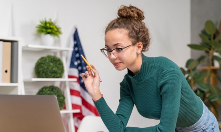 5 estratégias ajudam alunos tímidos a destravar o inglês