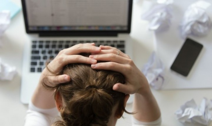 Excesso de informação afeta saúde mental na era digital
