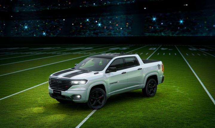 Ram lança Rampage R/T em edição limitada da NFL