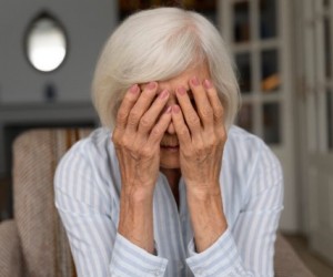 3 sinais inesperados revelam indícios precoces de Alzheimer