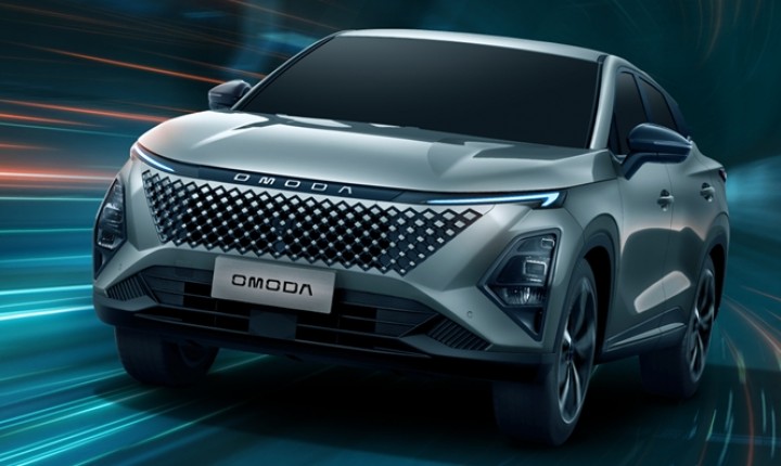 Omoda 5 estreia no país com design ousado e cores exclusivas