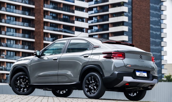 Basalt Dark Edition combina estilo e tecnologia premium