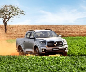 Poer P30 estreia no Brasil unindo força e tecnologia