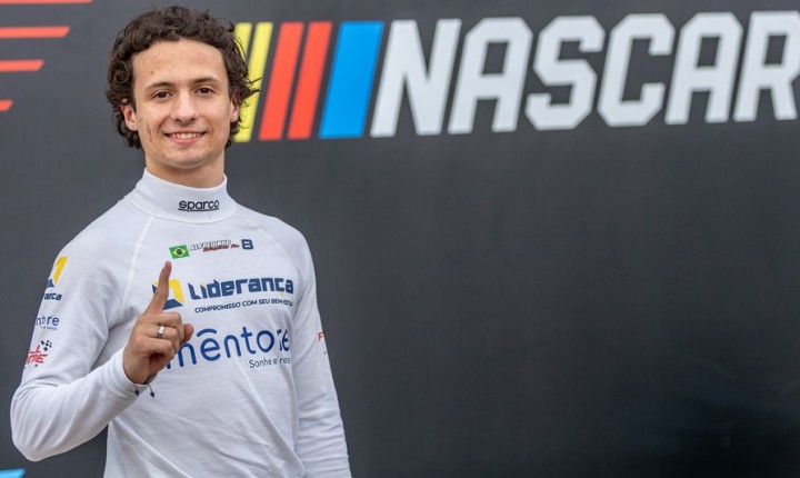 Alfredinho Ibiapina chega à final e sonha com vaga na Nascar