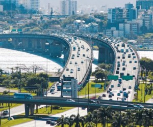 Trânsito tem bloqueios para Corrida do Fogo