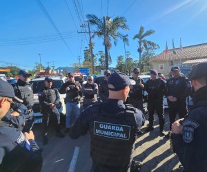 Operação remove 32 construções irregulares no sul da Ilha