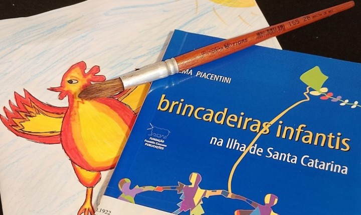 Biblioteca de SC inspira crianças e idosos com oficinas de artes visuais