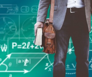 Além da geometria, por Luzia Almeida