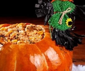Moranga recheada transforma Halloween em refeição inesquecível