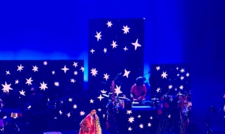 Capital tem show vibrante e apresentação mágica, por Duda Hamilton