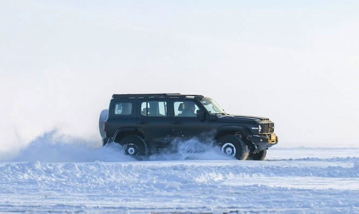 SUV da GWM chega à Antártida em missão científica