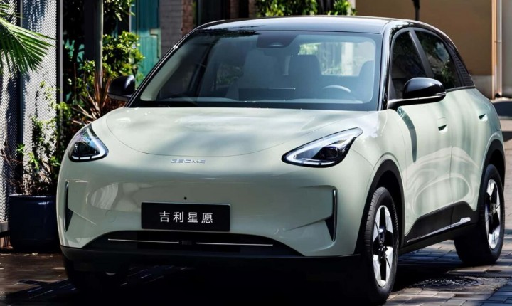 Novo elétrico Geely EX2 entra na disputa urbana
