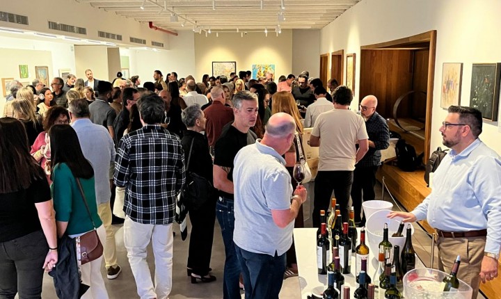 Casa Hurbana surpreende com novo espaço cultural e gastronômico em Florianópolis