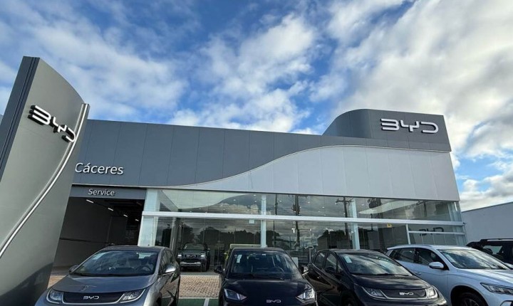 Carros importados perdem espaço enquanto nacionais avançam