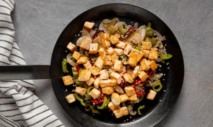 Culinária coreana ganha espaço com receita prática