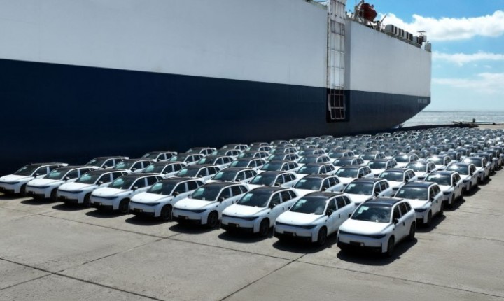 Leapmotor lidera start-ups NEV e bate recorde em 2025