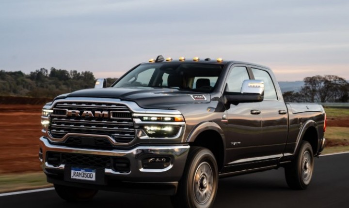 Ram fecha 2025 líder absoluta entre picapes grandes