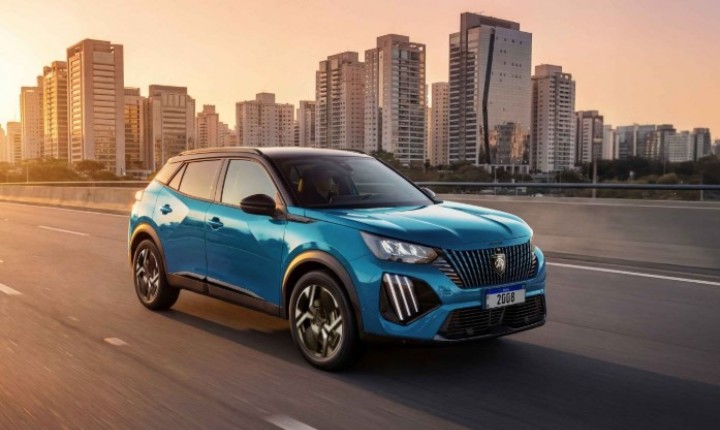 Peugeot aposta no Azul Obsession na linha 2026