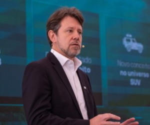 Jetour deve anunciar fábrica no Brasil em abril