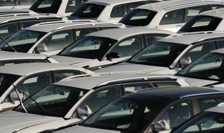 Mercado europeu de carros cresce 2,4% em 2025