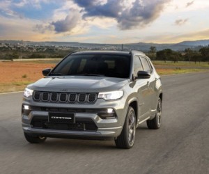 Jeep Compass celebra 9 anos no Galo