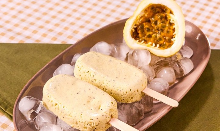 Receita simples cria picolé fora do comum