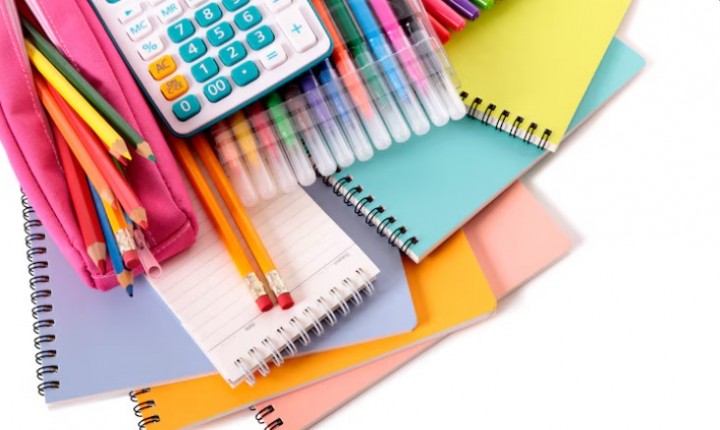 Denúncia sobre lista escolar leva Procon a agir